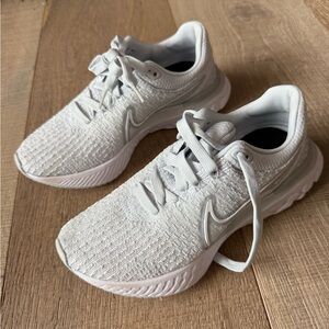 Nike White Knit Running Sneakers with Lace-Up Design
